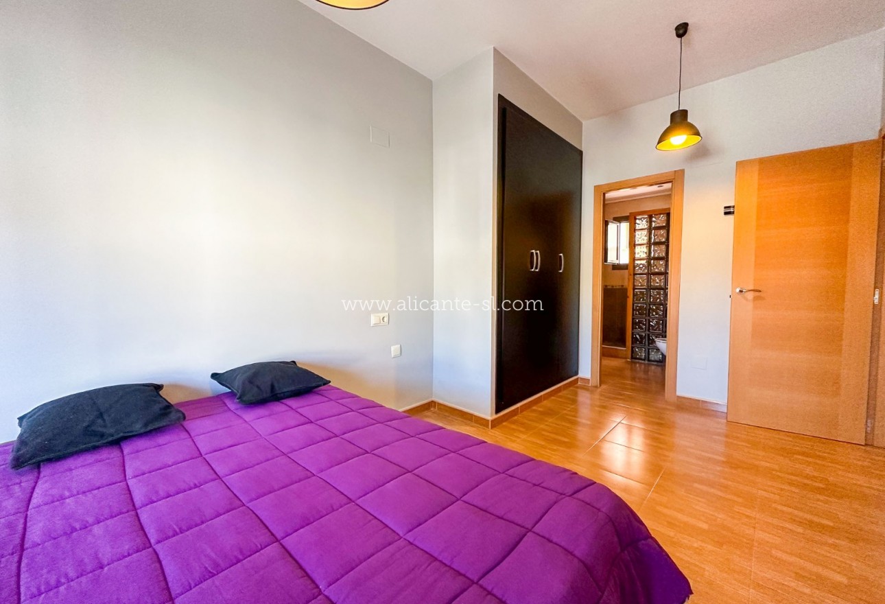 Revente - Appartement / flat - Hondón de las Nieves