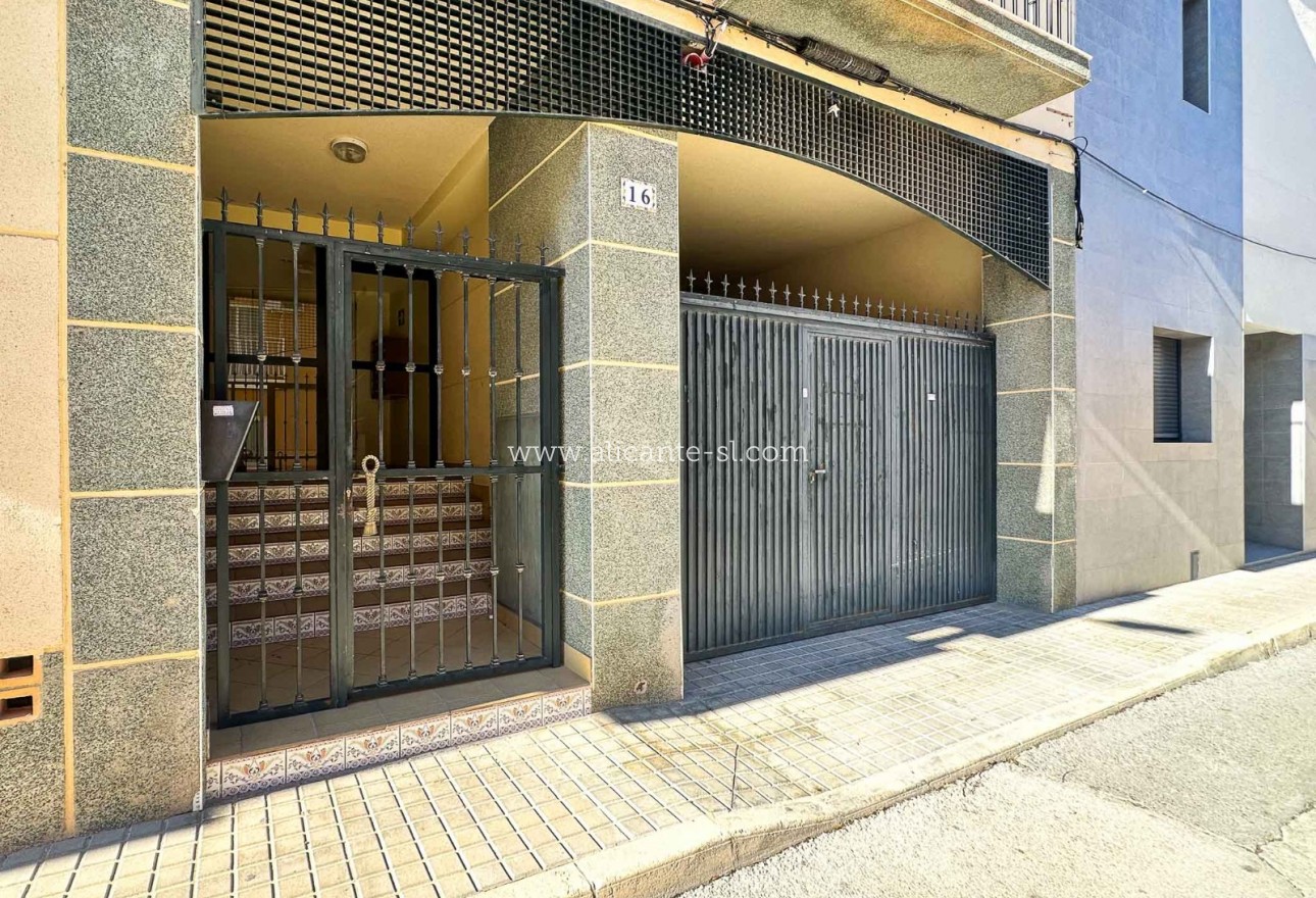 Revente - Appartement  - Hondón de las Nieves