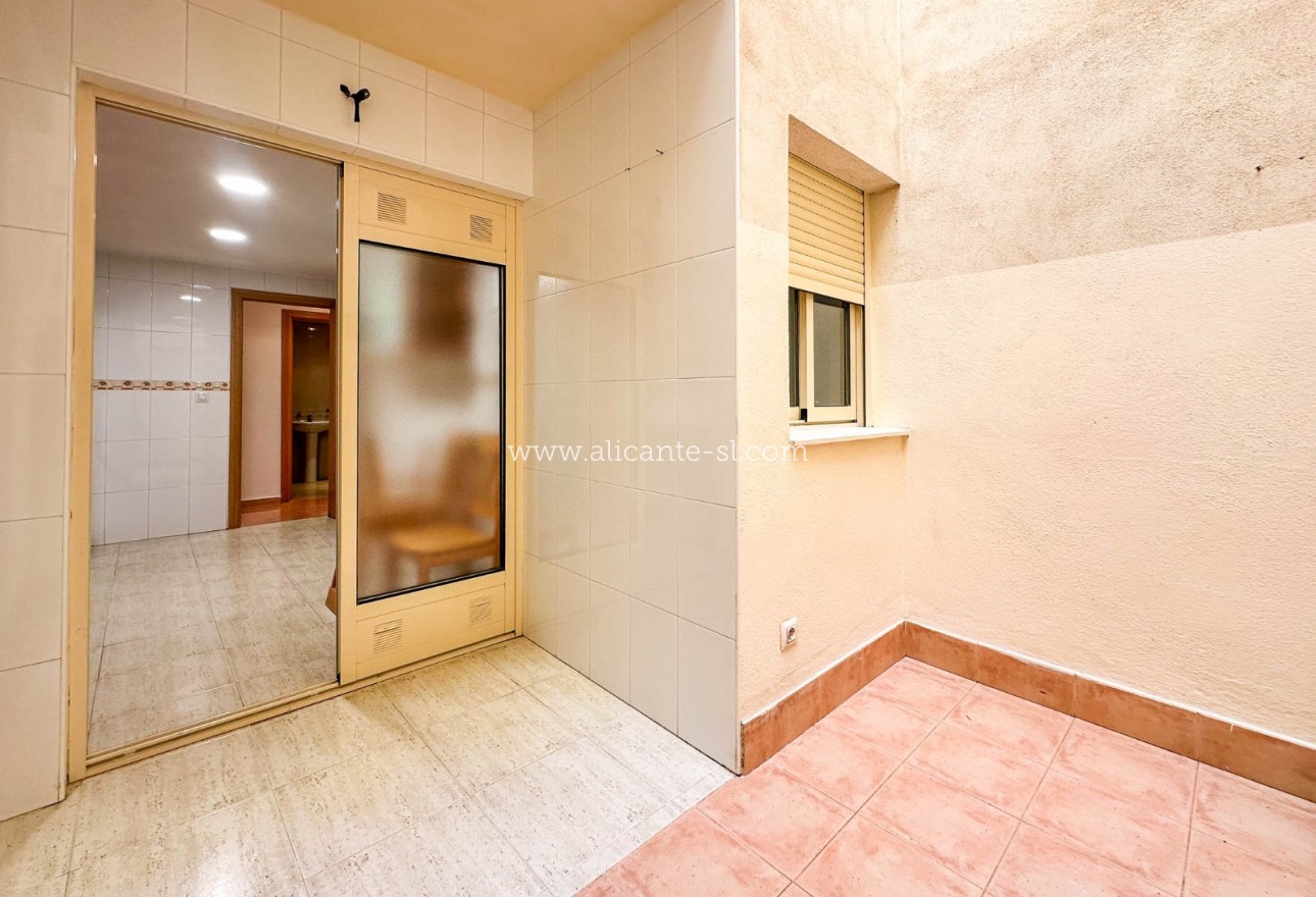 Revente - Appartement  - Hondón de las Nieves