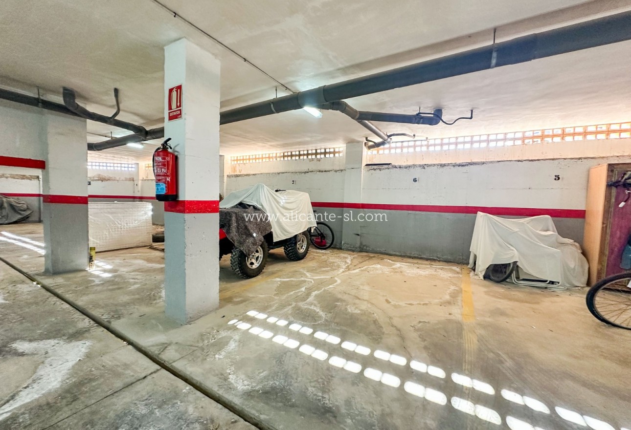 Revente - Appartement  - Hondón de las Nieves