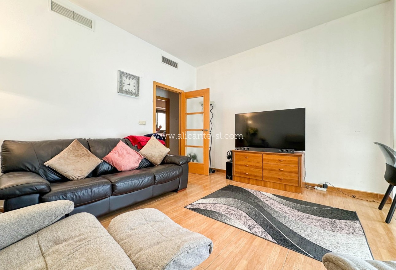 Revente - Appartement  - Hondón de las Nieves