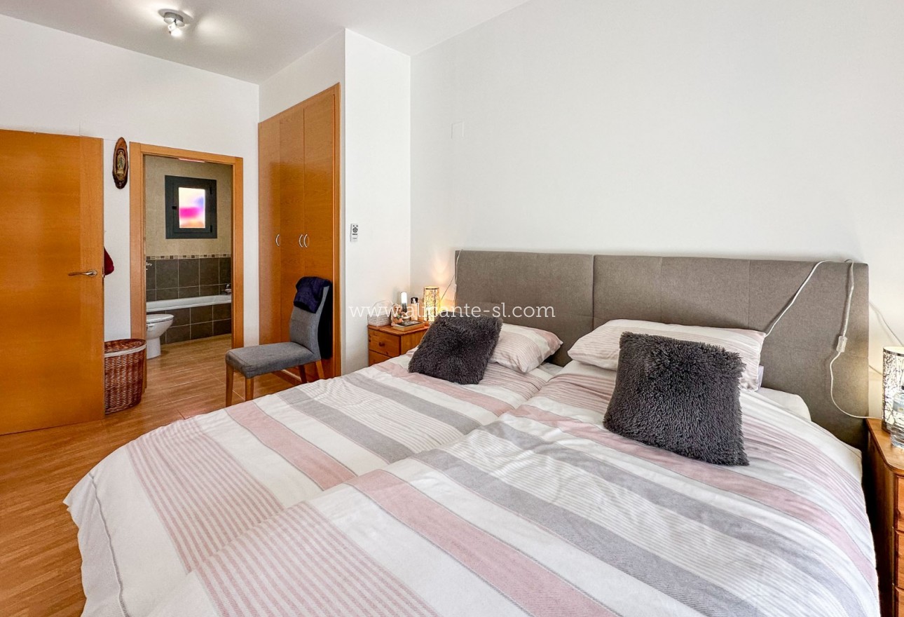 Revente - Appartement  - Hondón de las Nieves