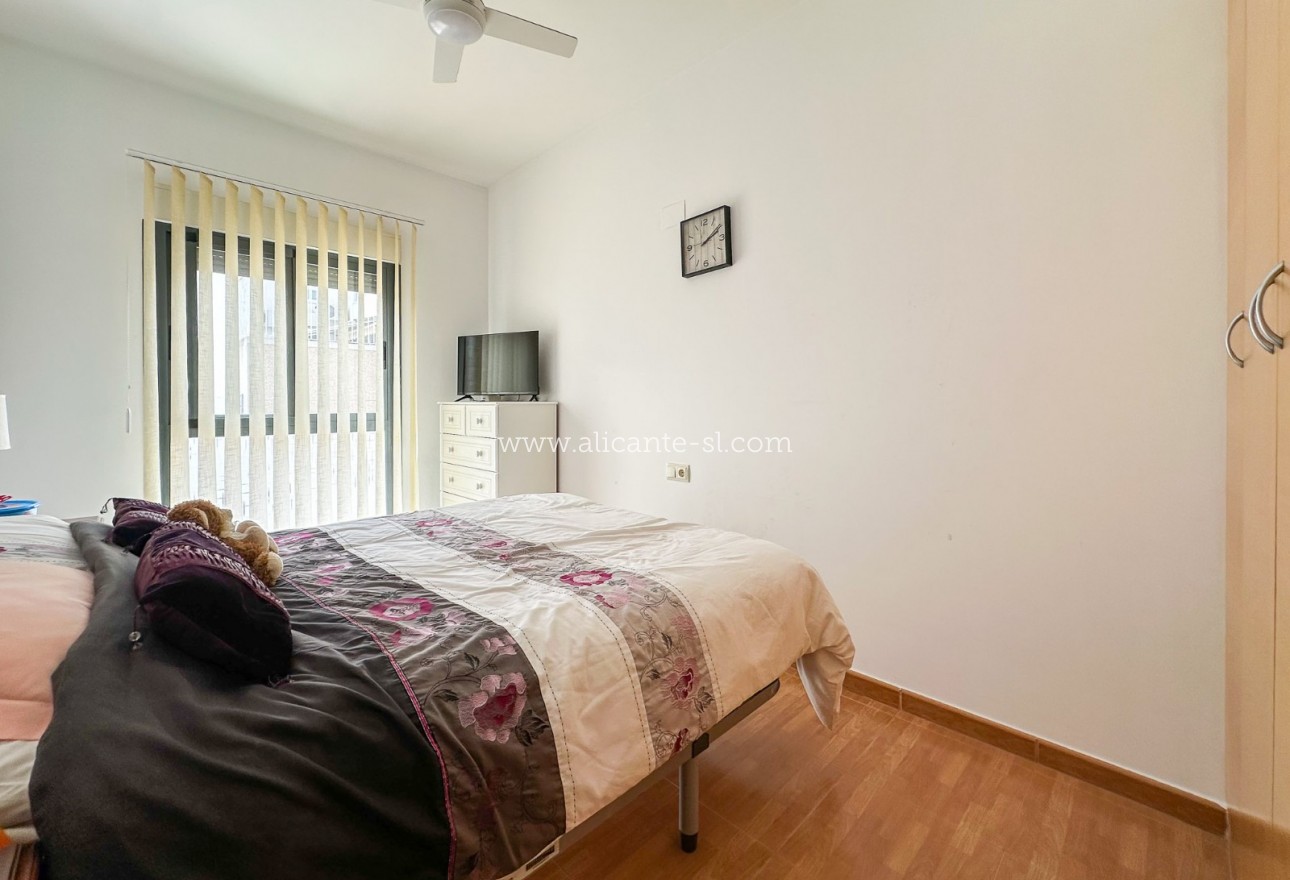 Revente - Appartement  - Hondón de las Nieves