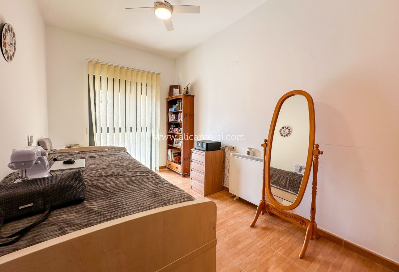 Revente - Appartement  - Hondón de las Nieves