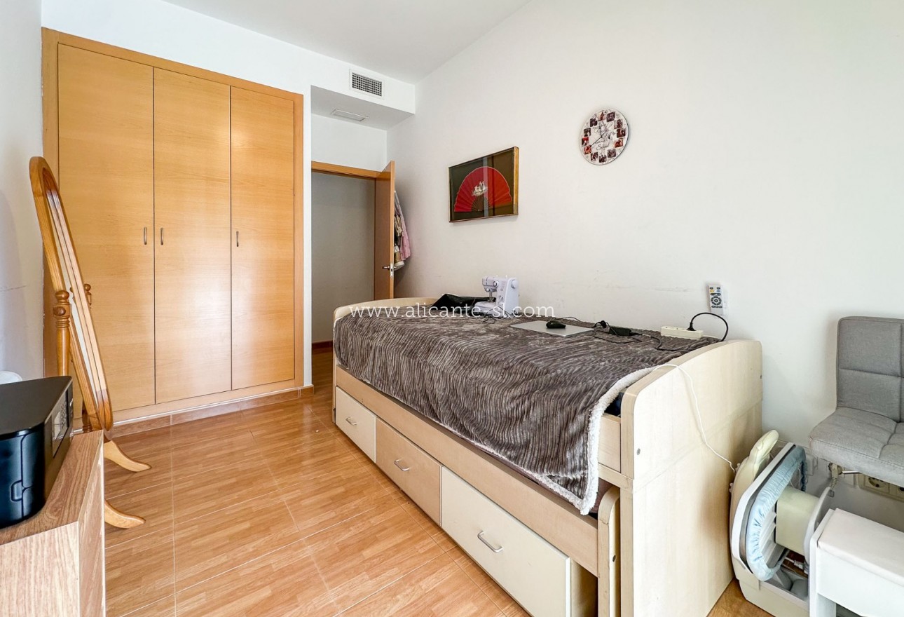 Revente - Appartement  - Hondón de las Nieves
