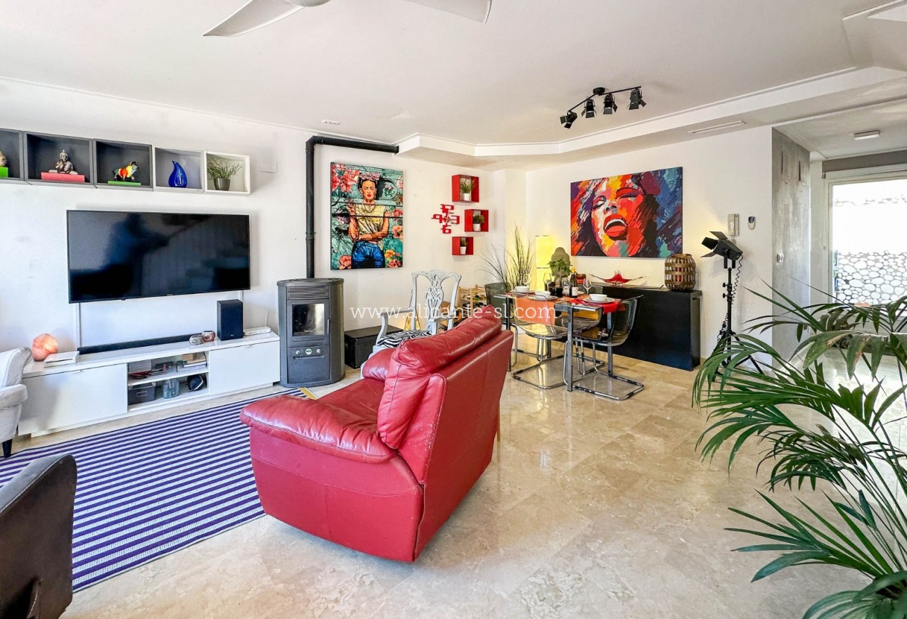 Revente - Dorpswoning - Hondón de las Nieves