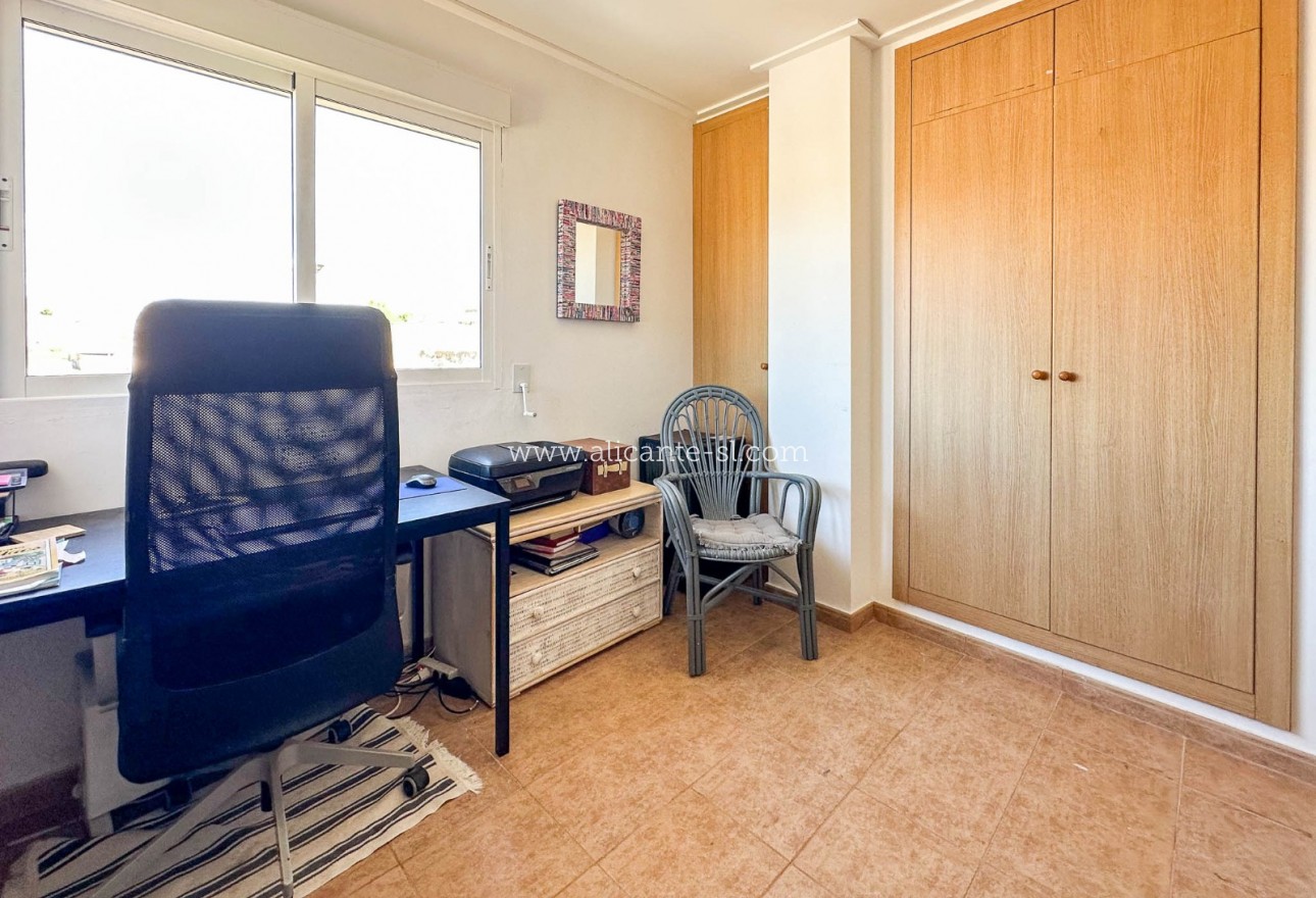 Revente - Dorpswoning - Hondón de las Nieves