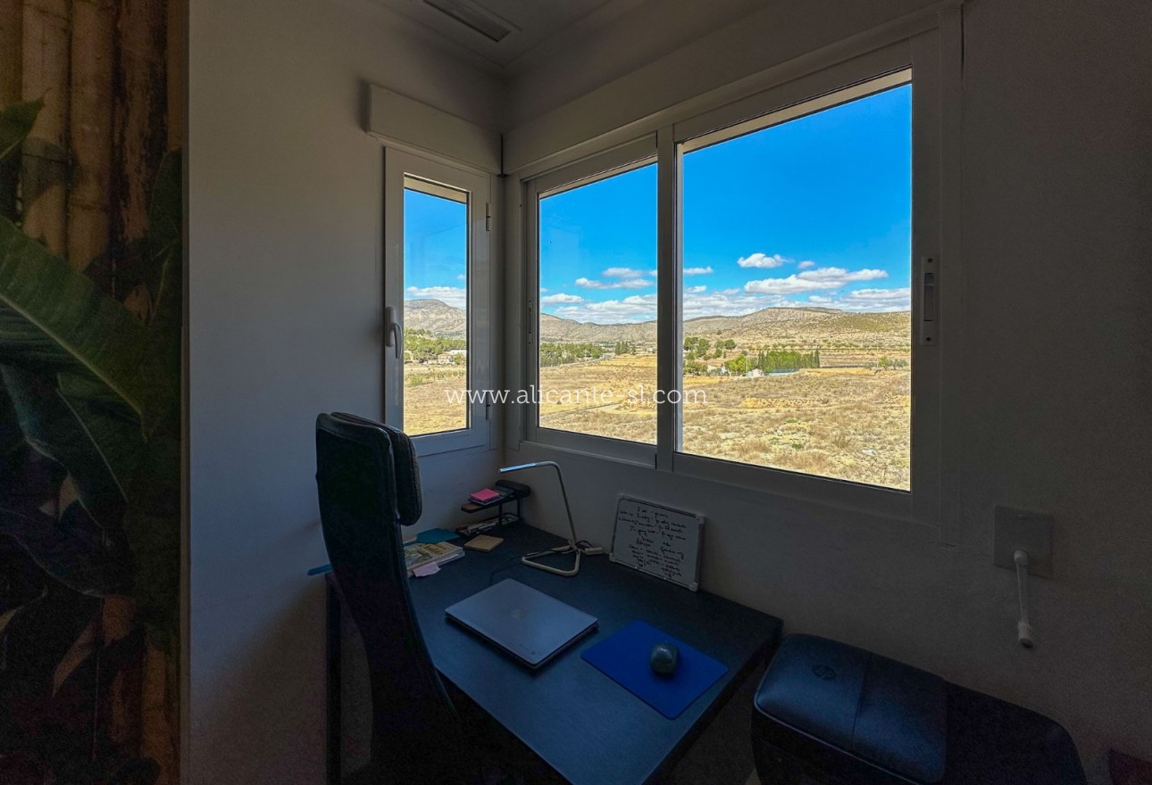 Revente - Dorpswoning - Hondón de las Nieves