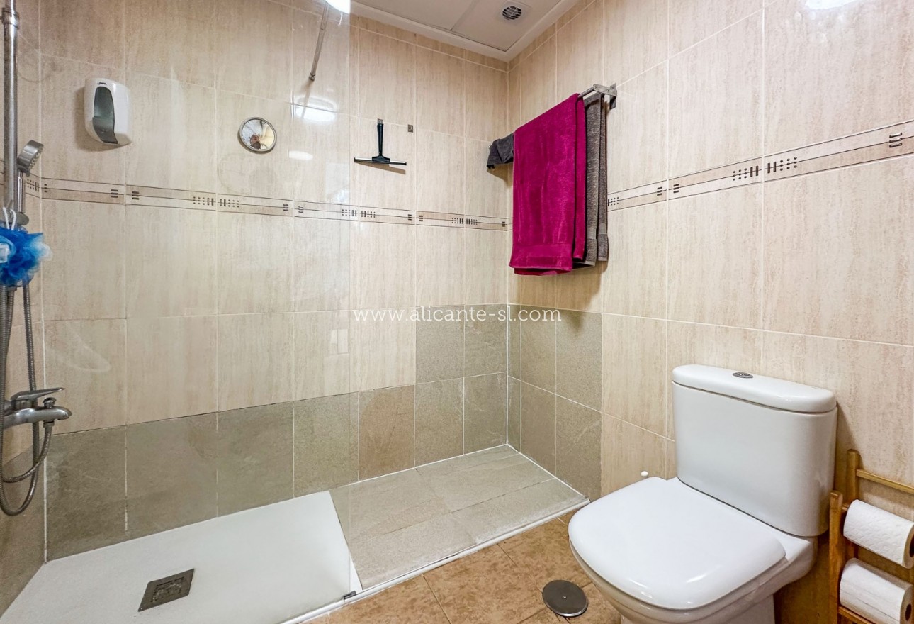 Revente - Dorpswoning - Hondón de las Nieves