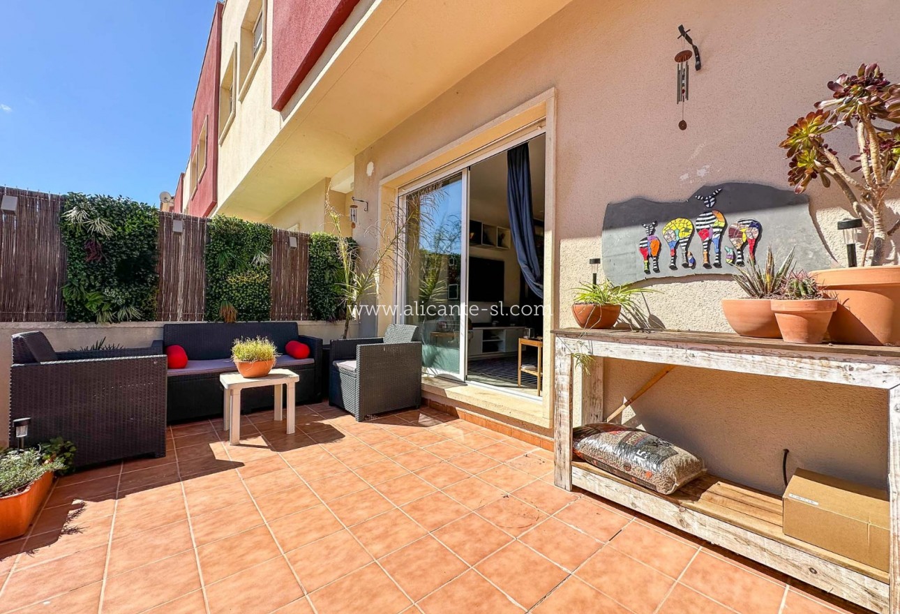 Revente - Dorpswoning - Hondón de las Nieves