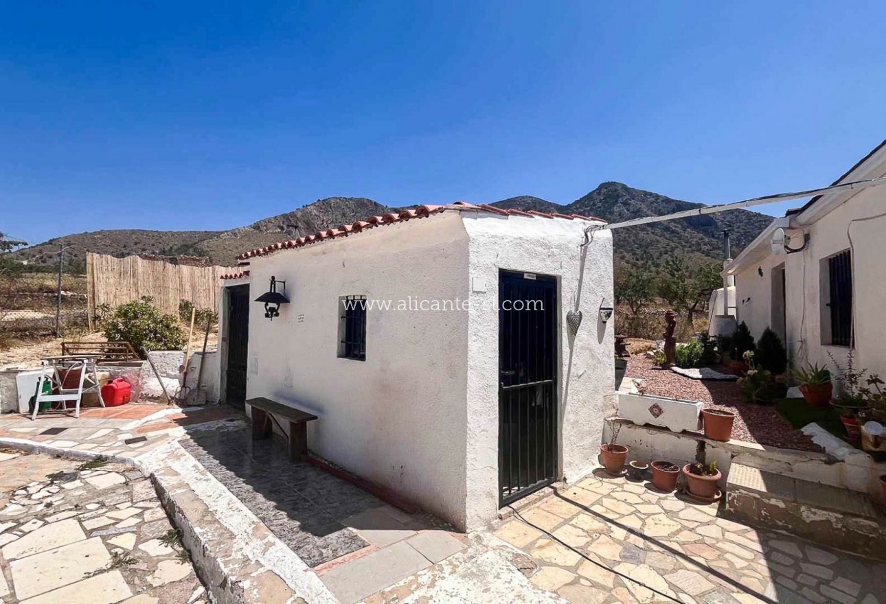 Revente - Landhuis - Algueña