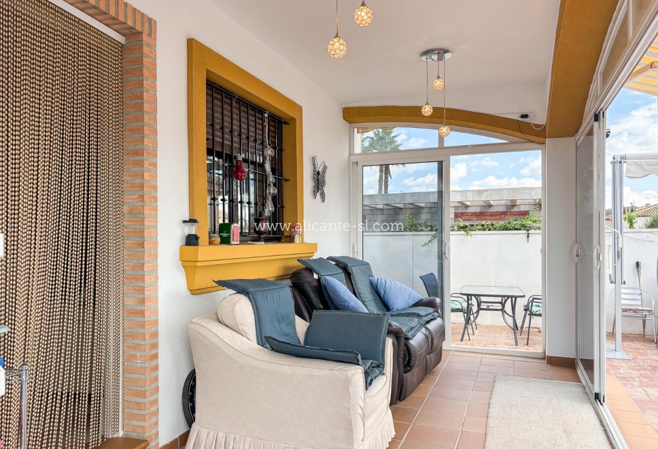 Revente - Villa  - Hondón de las Nieves