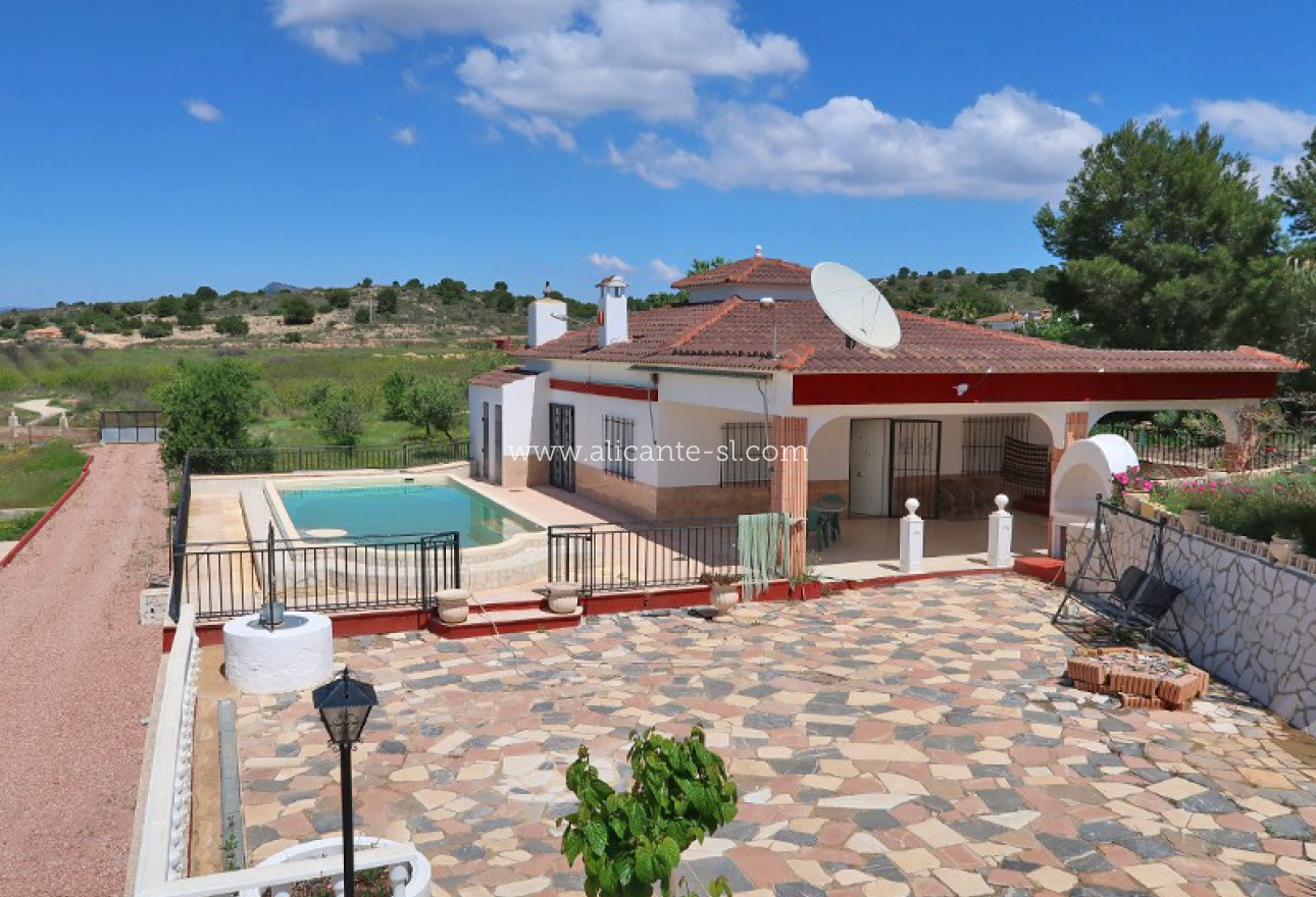 Revente - Villa  - Hondón de las Nieves