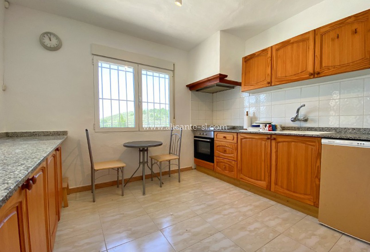 Revente - Villa  - Hondón de las Nieves