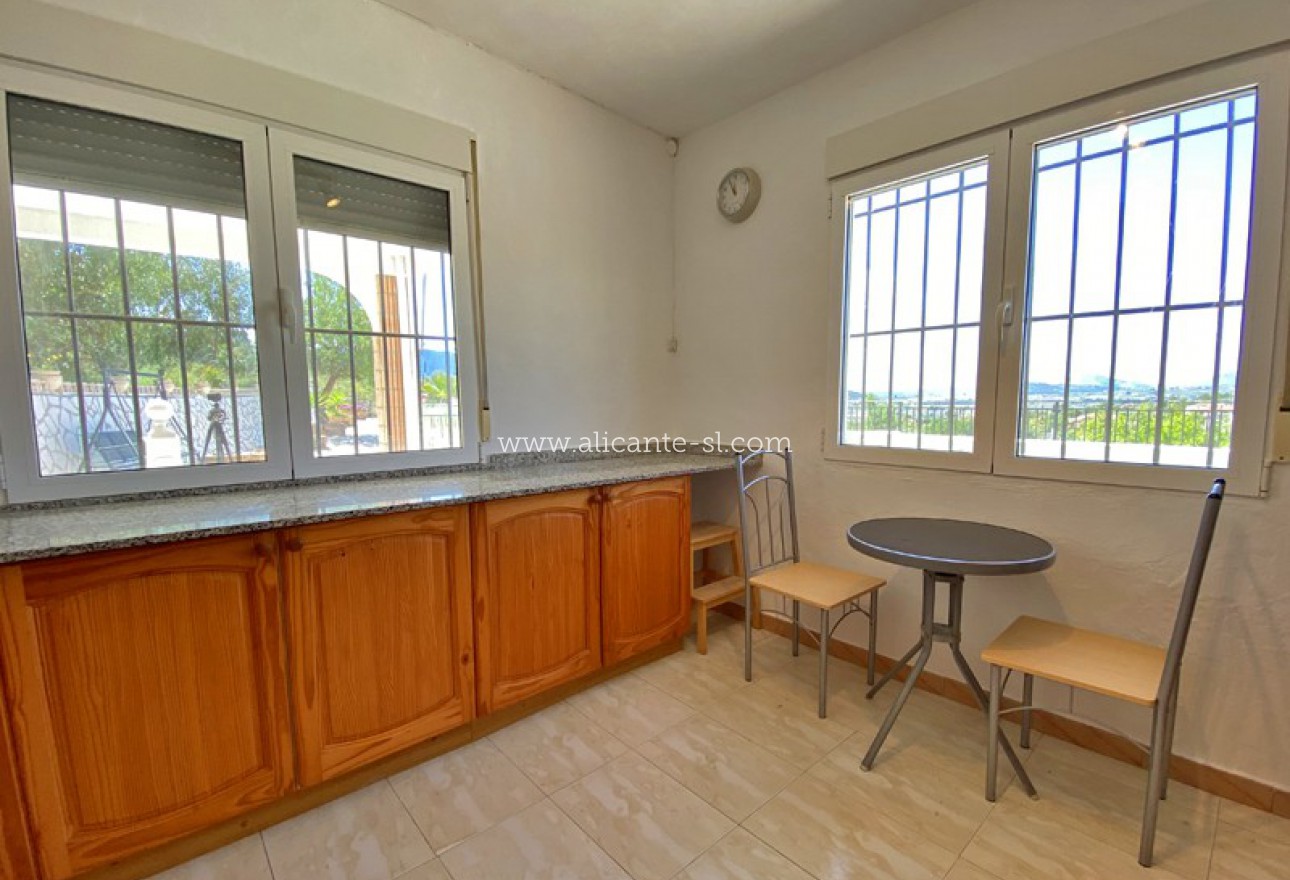 Revente - Villa  - Hondón de las Nieves