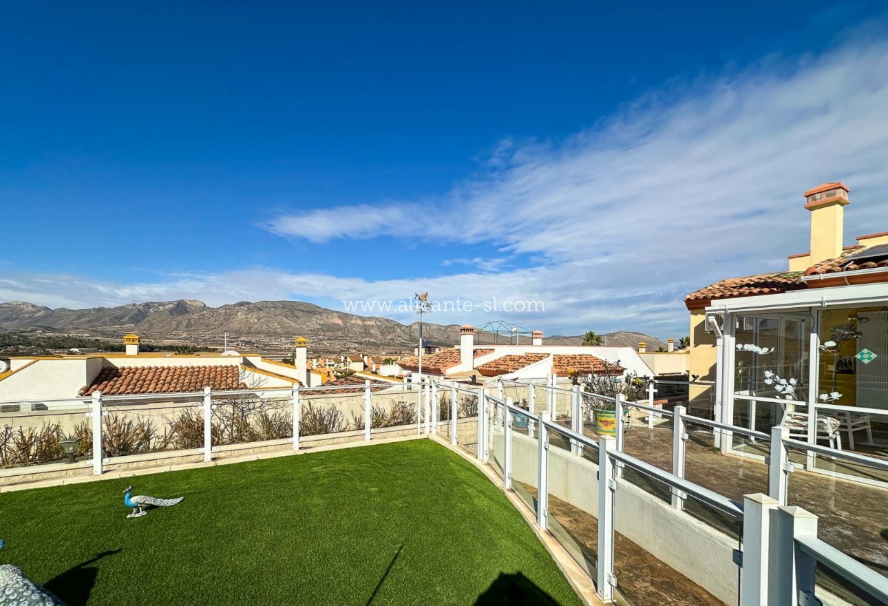 Revente - Villa  - Hondón de las Nieves