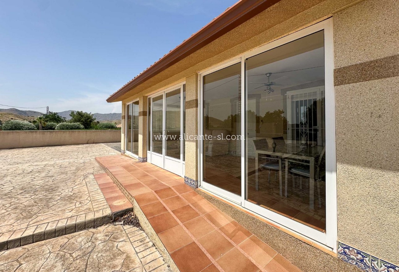 Revente - Villa  - Hondón de los Fráiles