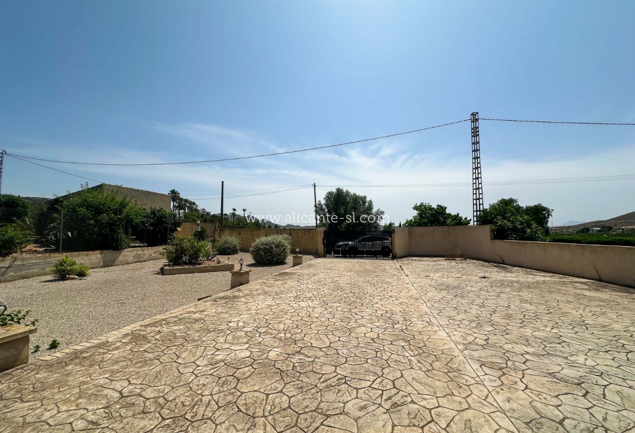 Revente - Villa  - Hondón de los Fráiles