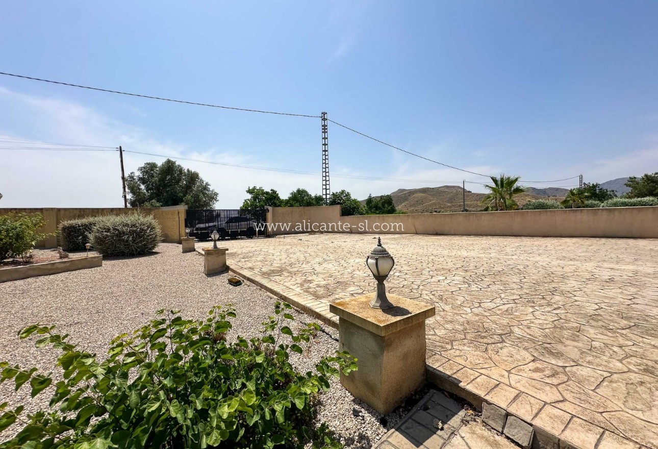 Revente - Villa  - Hondón de los Fráiles