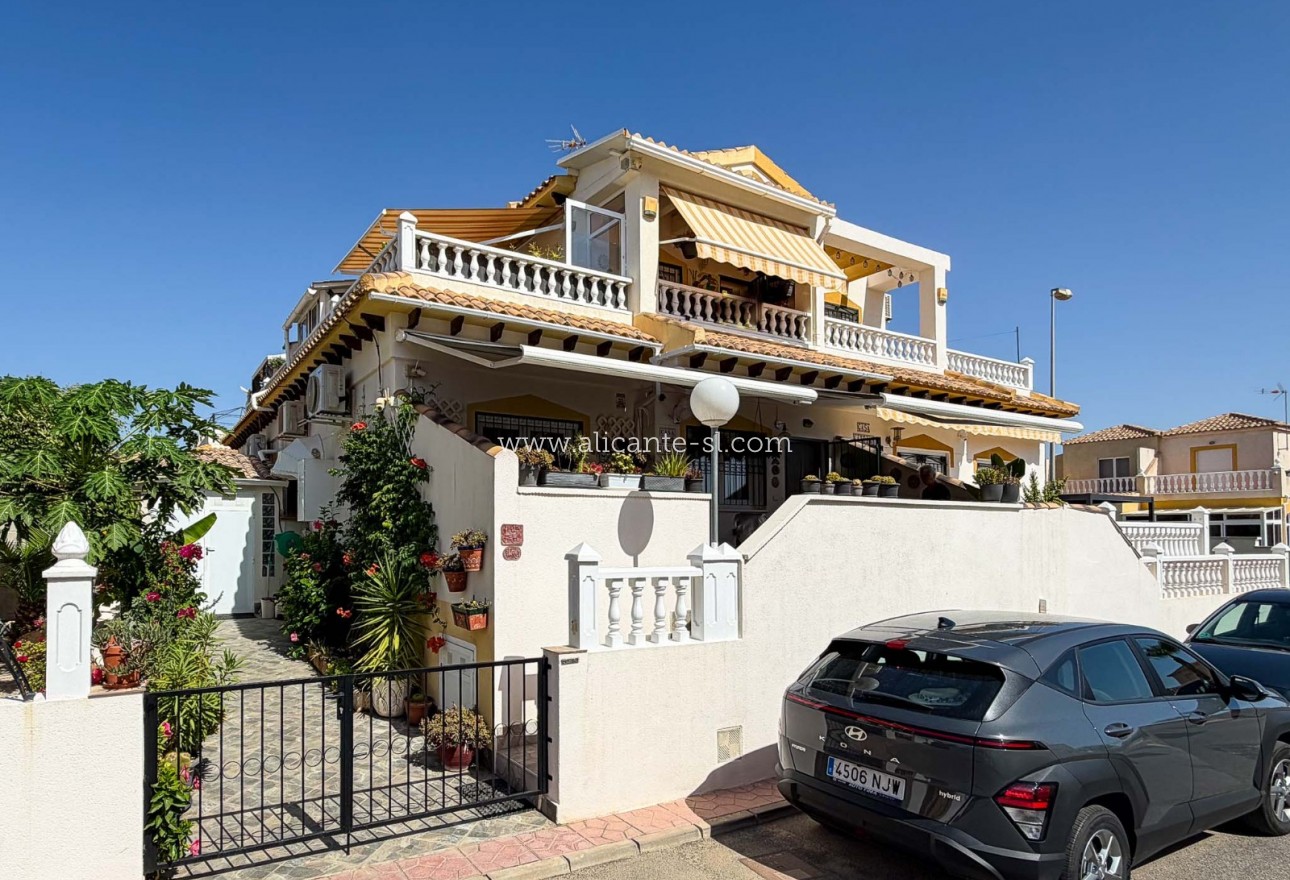 Revente - Villa  - Orihuela Costa - Los Altos