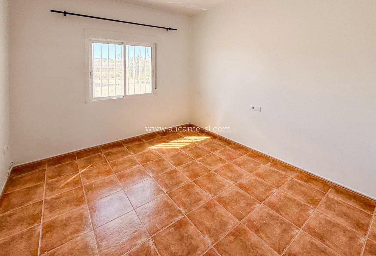 Revente - Villa  - Pinoso