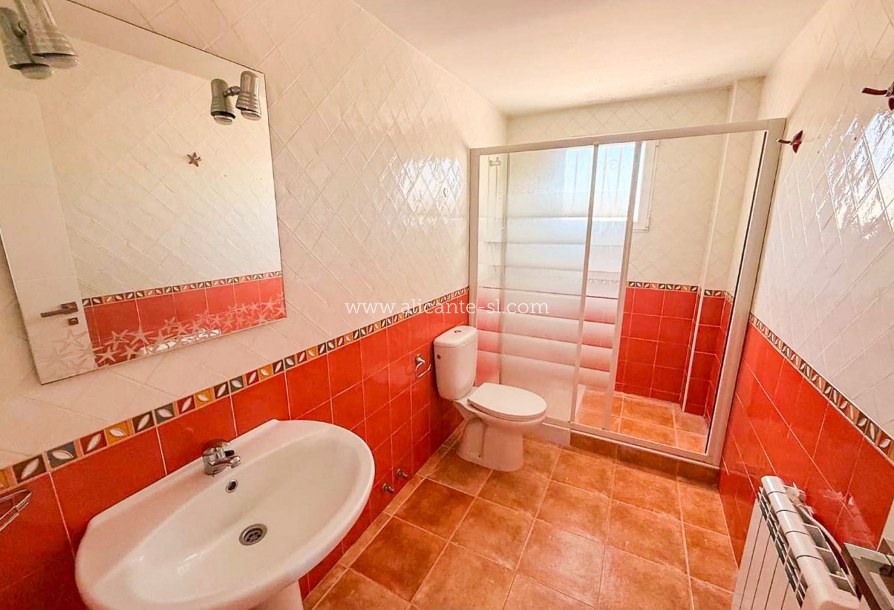 Revente - Villa  - Pinoso
