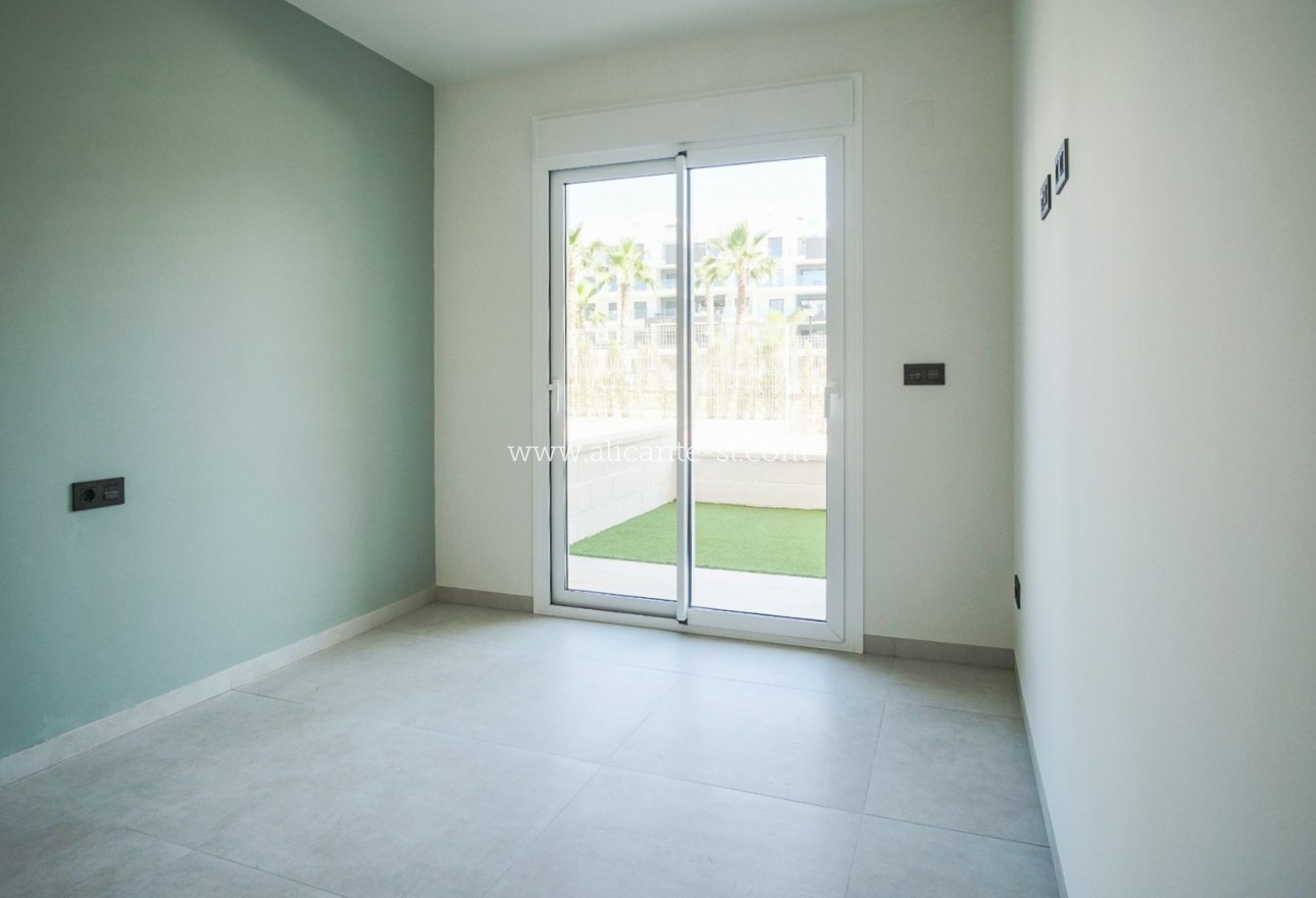 Sale - Apartment  - Guardamar del Segura - Urbanizaciones