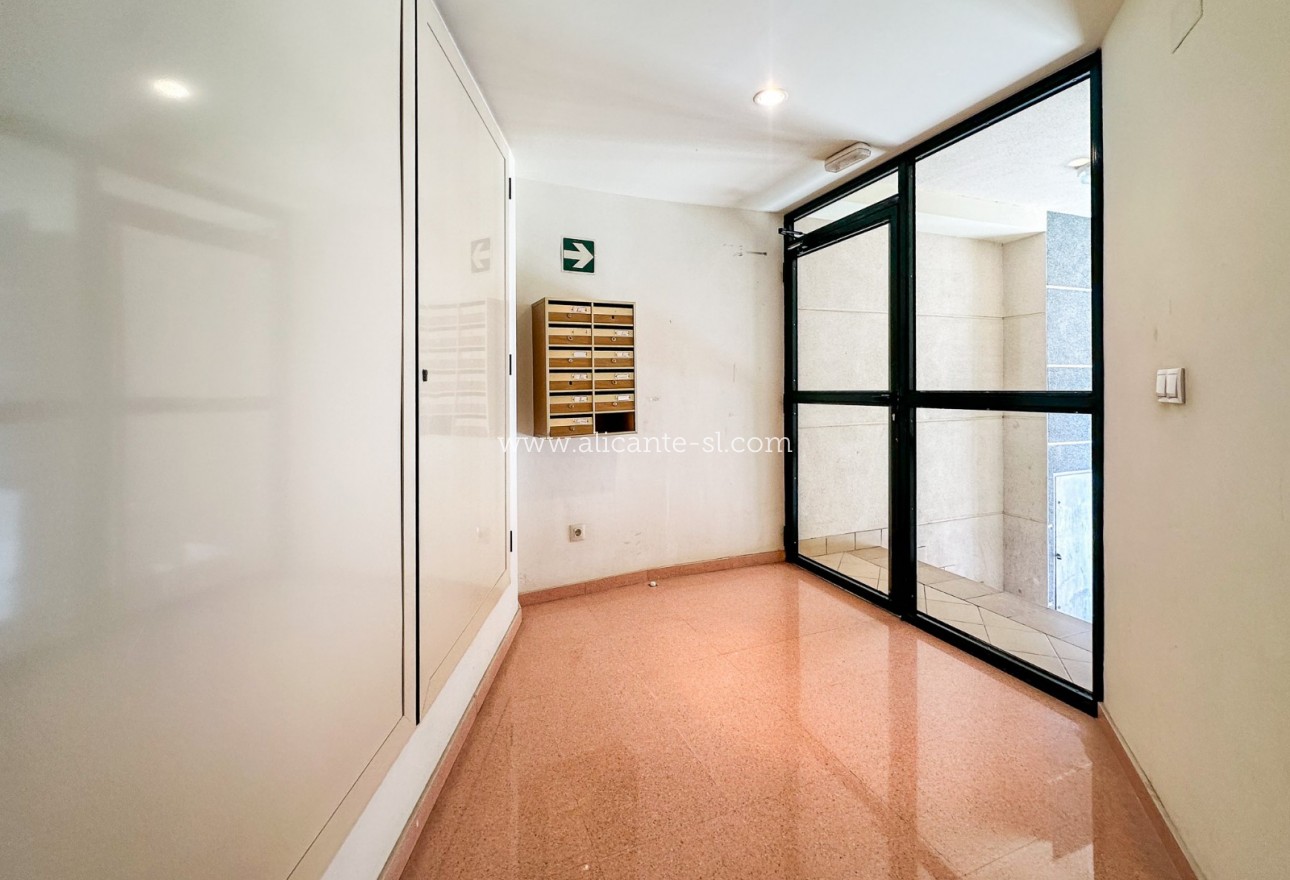 Sale - Apartment  - Hondón de las Nieves