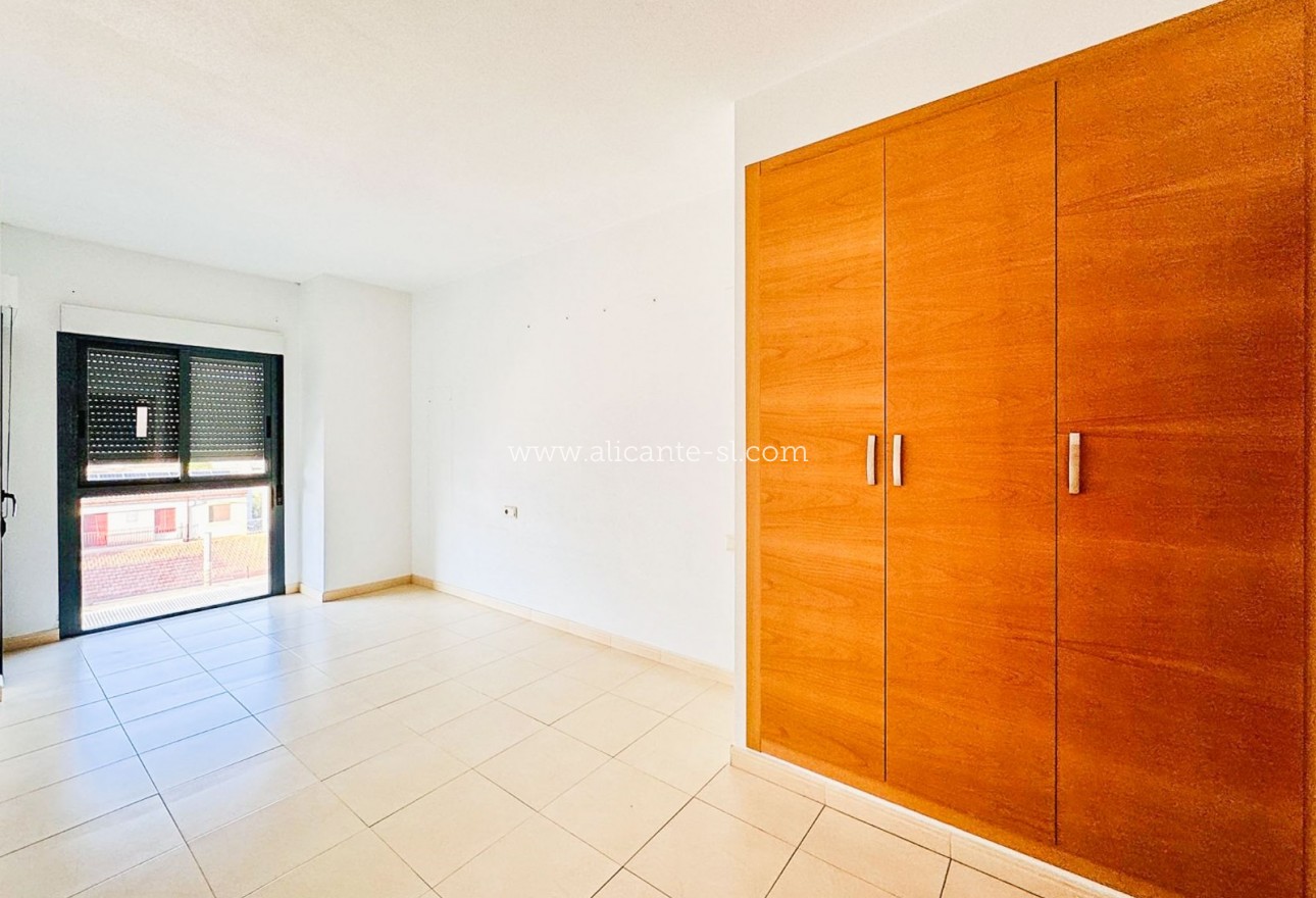 Sale - Apartment  - Hondón de las Nieves