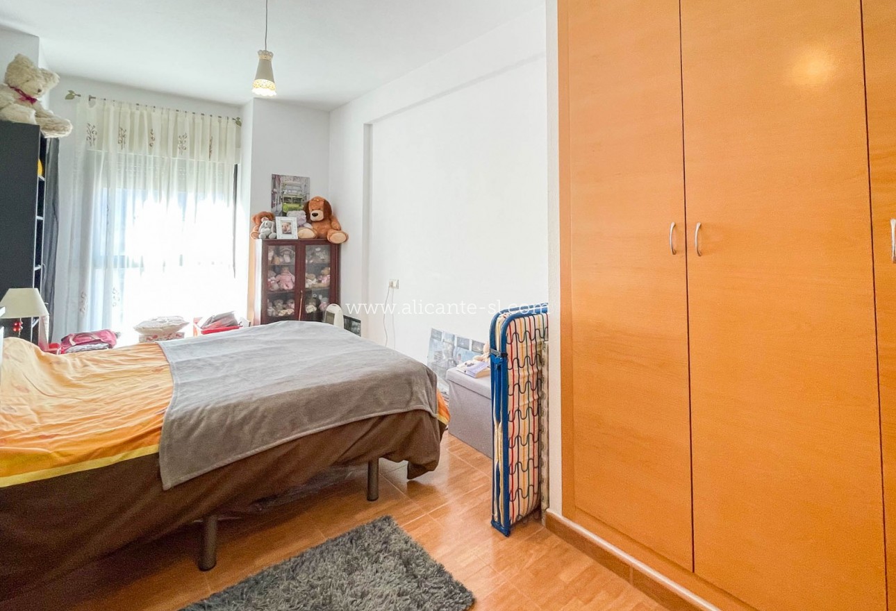 Sale - Apartment  - Hondón de las Nieves