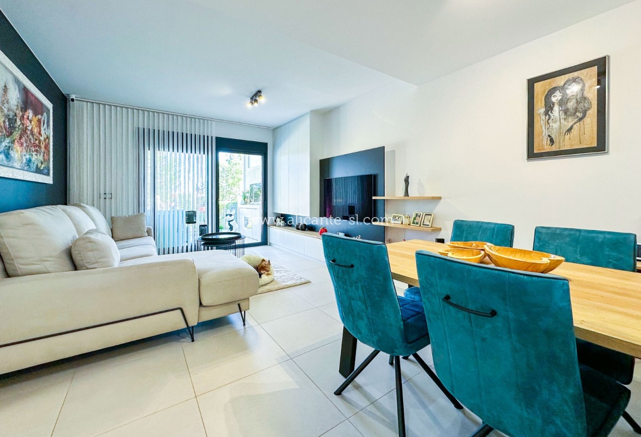 Sale - Apartment  - Pilar de la Horadada