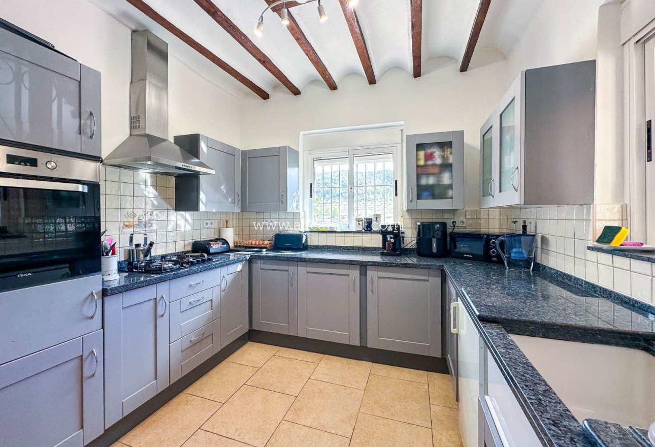 Sale - Country House - abanilla