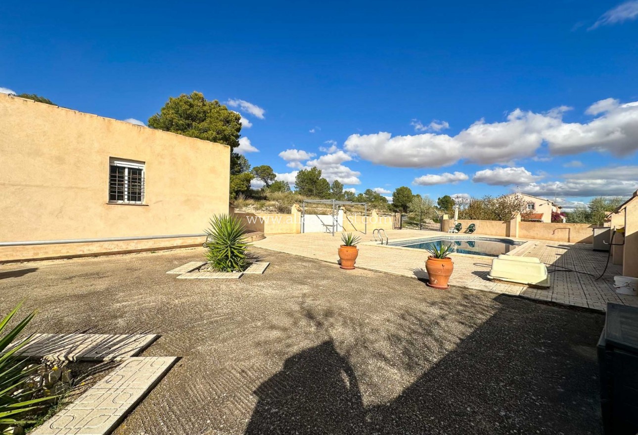 Sale - Country House - abanilla