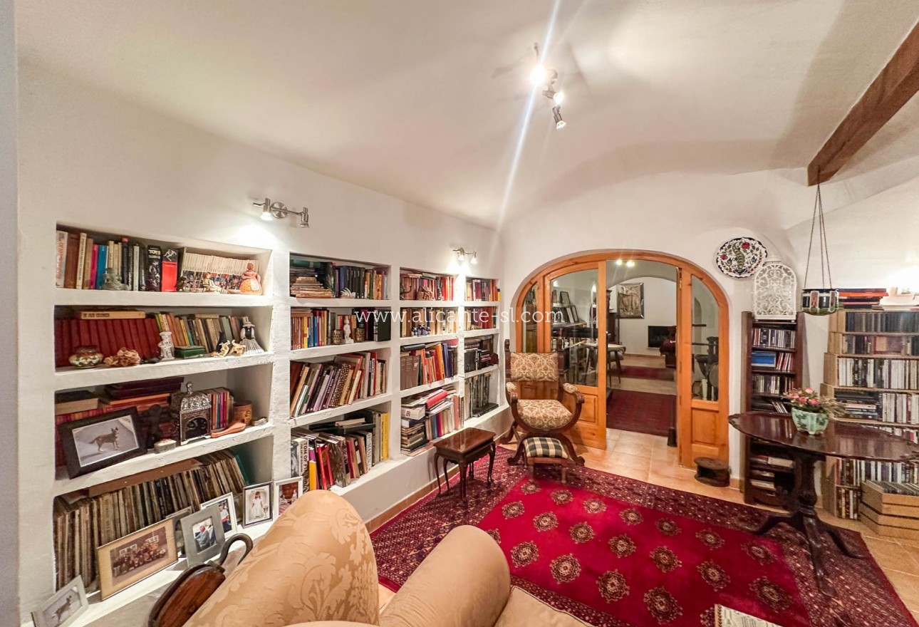 Sale - Country House - La Romana