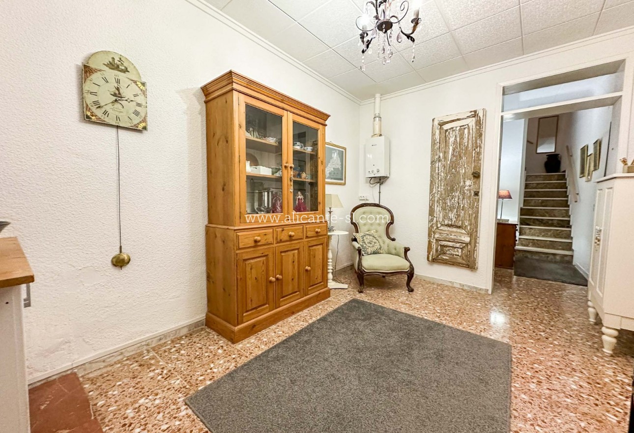 Sale - Country House - La Romana