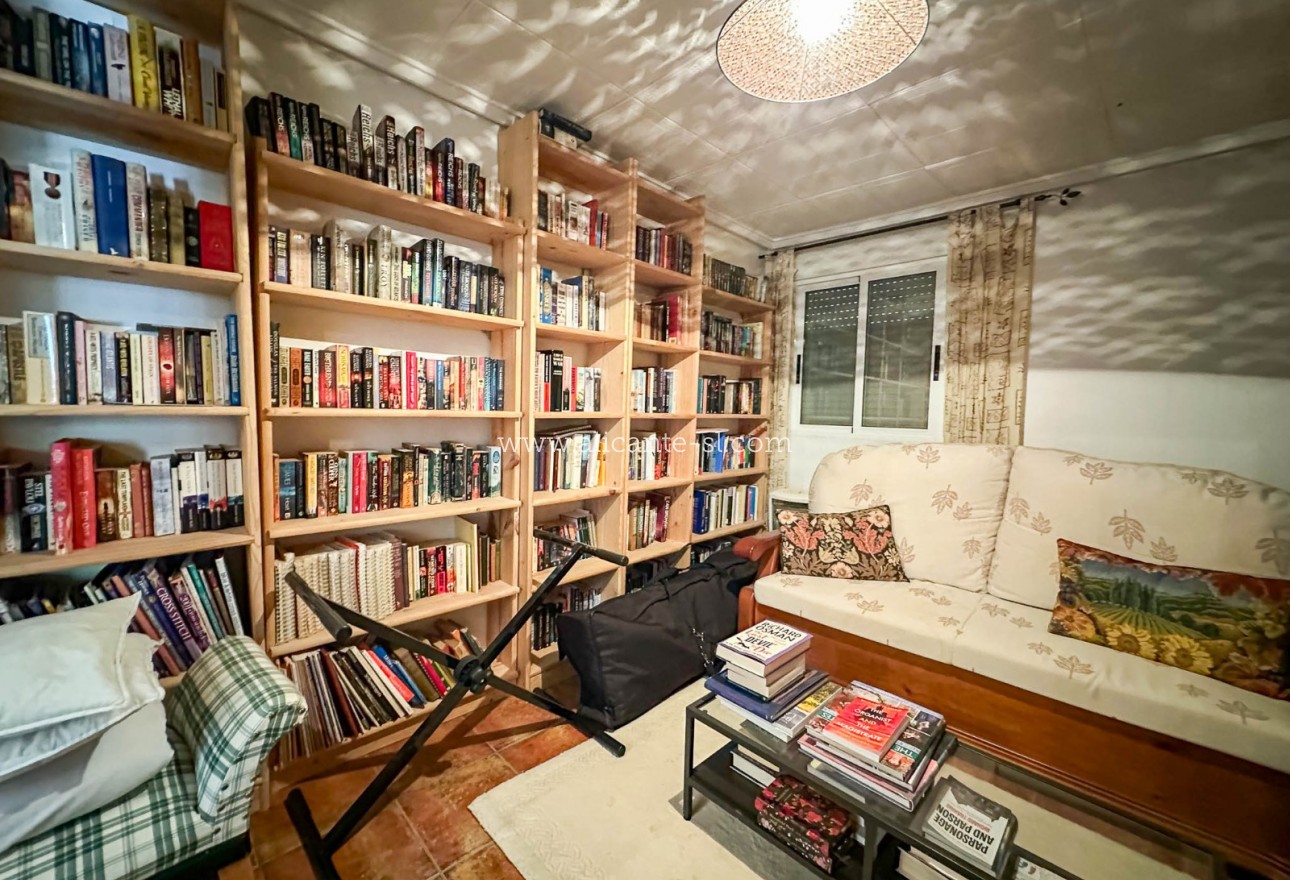 Sale - Country House - La Romana