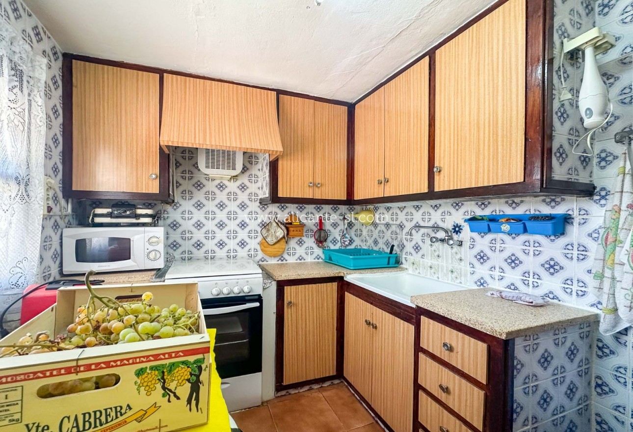 Sale - Finca - Hondón de las Nieves