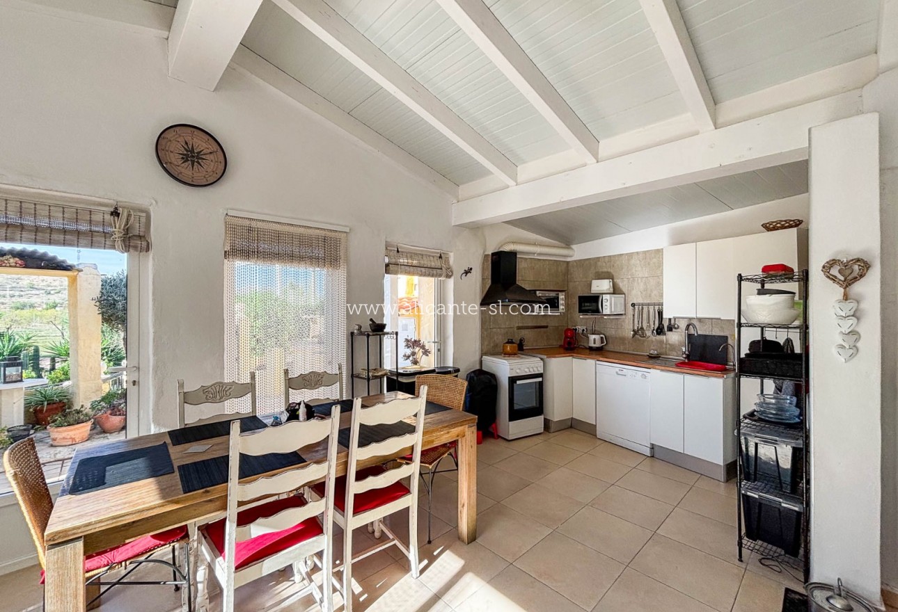 Sale - Finca - Hondón de las Nieves