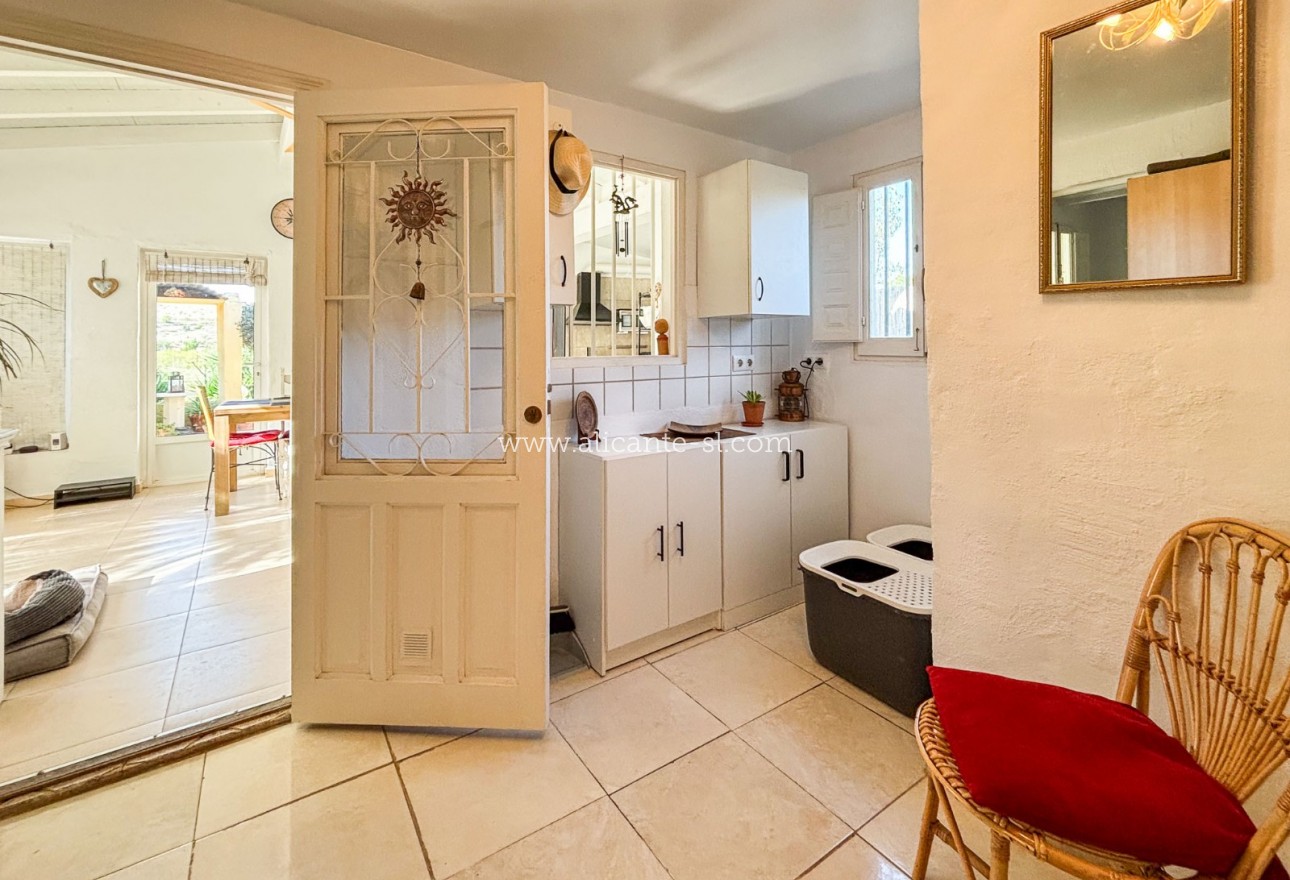 Sale - Finca - Hondón de las Nieves