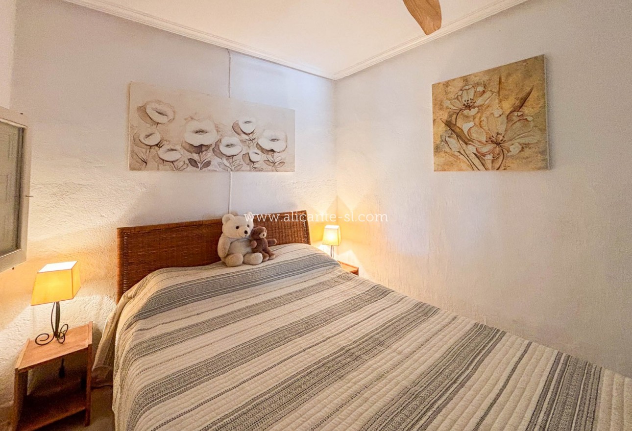 Sale - Finca - Hondón de las Nieves