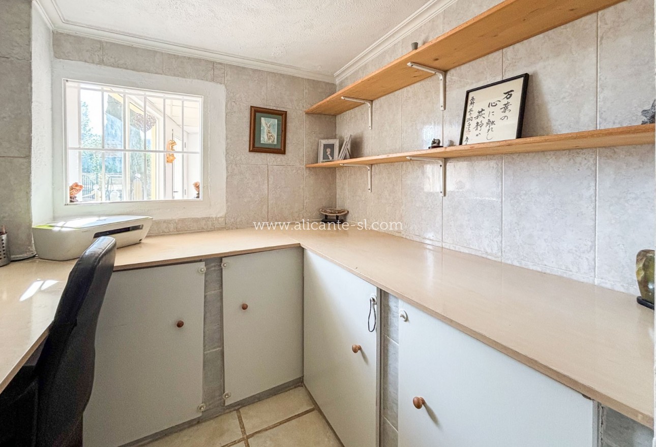 Sale - Finca - Hondón de las Nieves