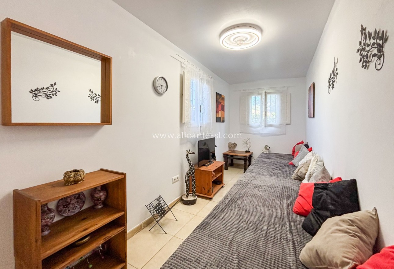 Sale - Finca - Hondón de las Nieves