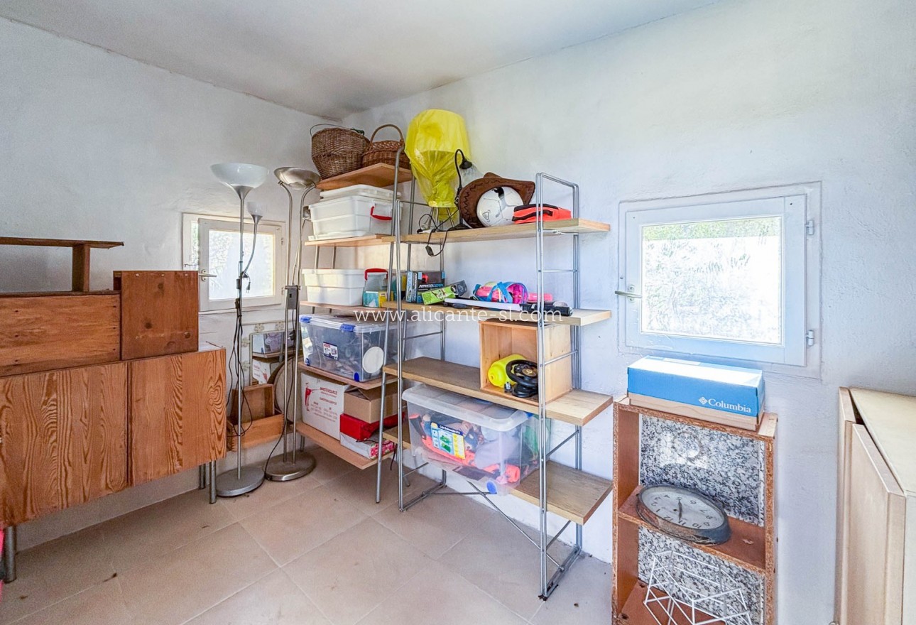 Sale - Finca - Hondón de las Nieves