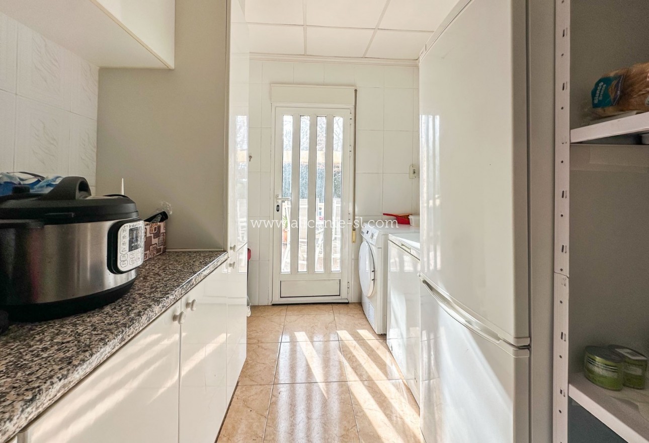 Sale - Finca - Hondón de las Nieves