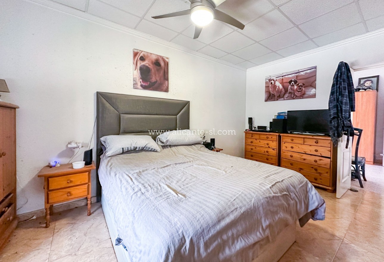 Sale - Finca - Hondón de las Nieves