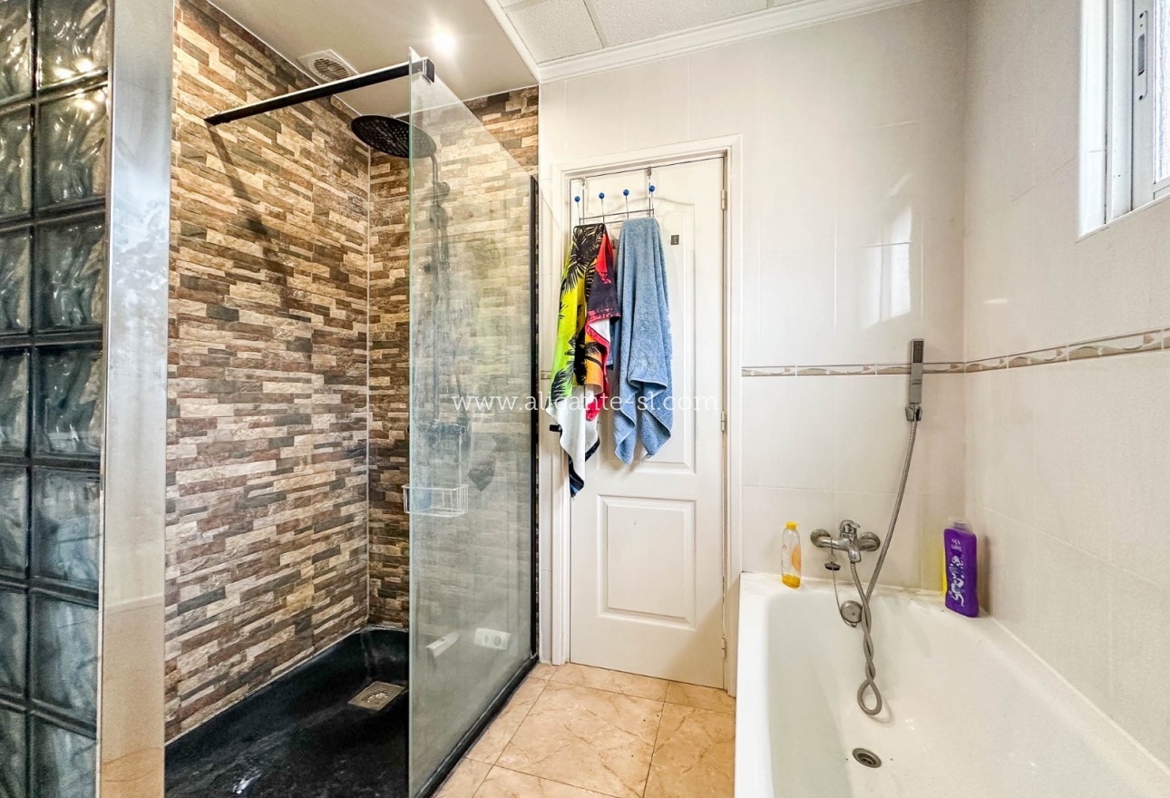 Sale - Finca - Hondón de las Nieves