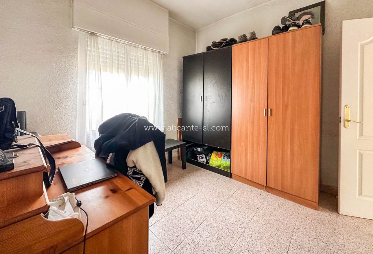 Sale - Finca - Hondón de las Nieves