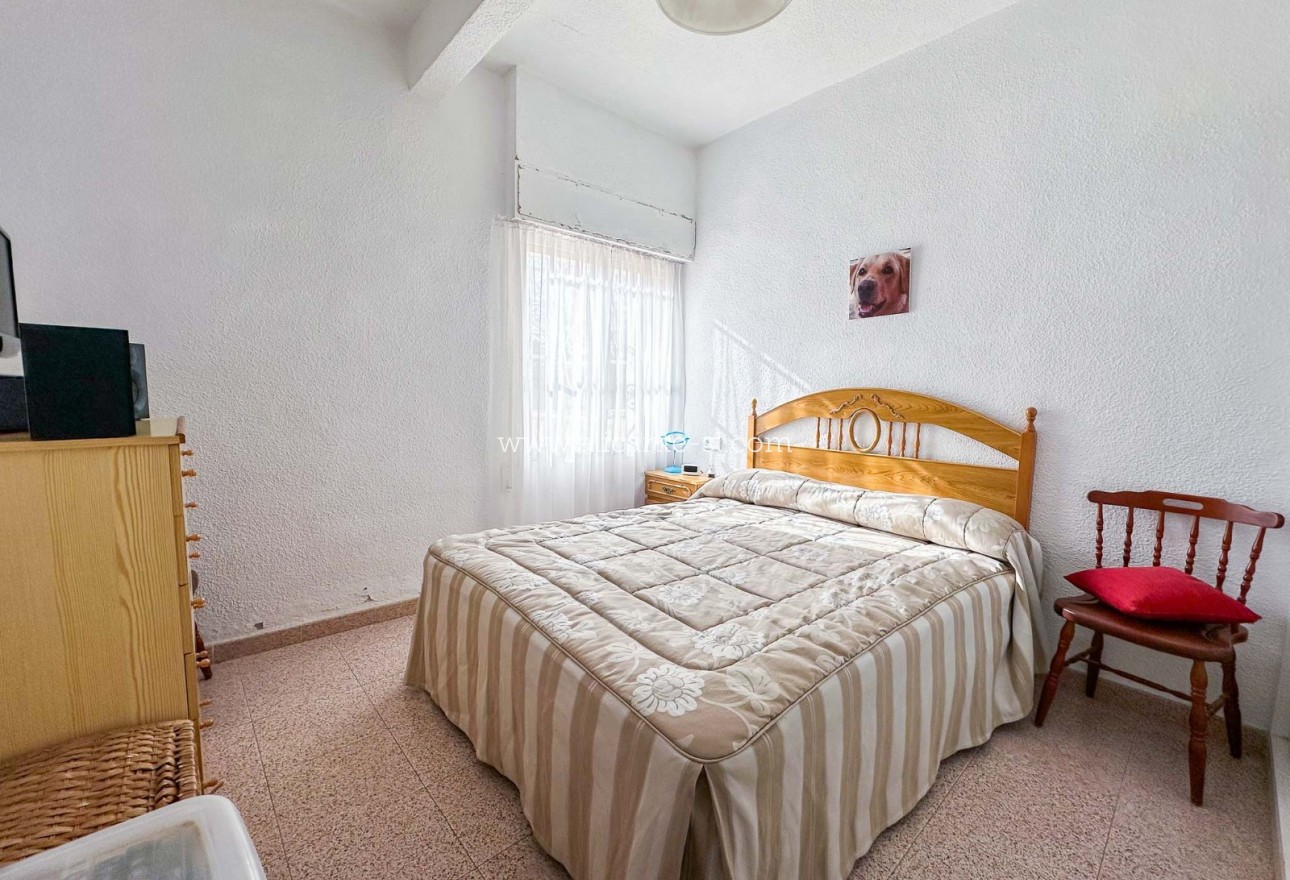 Sale - Finca - Hondón de las Nieves