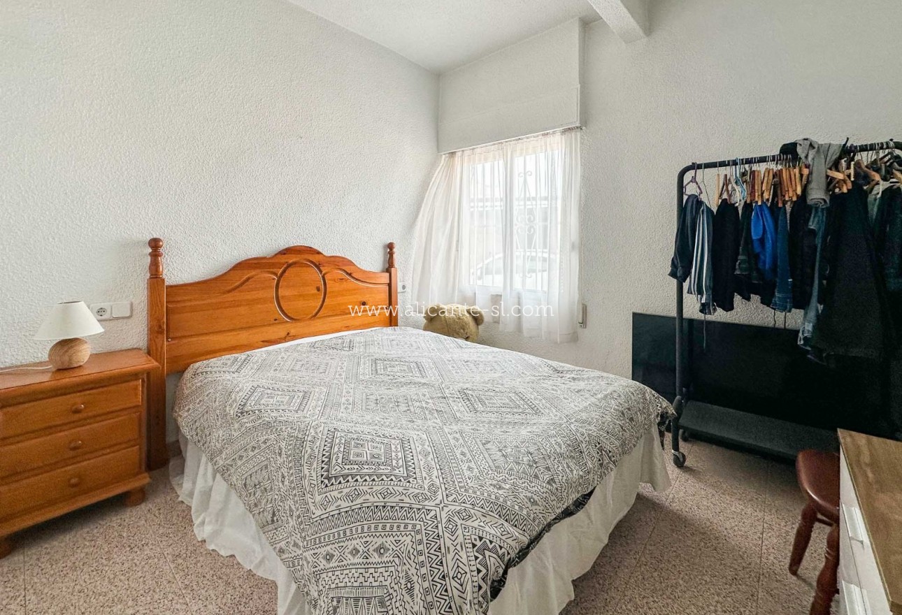 Sale - Finca - Hondón de las Nieves