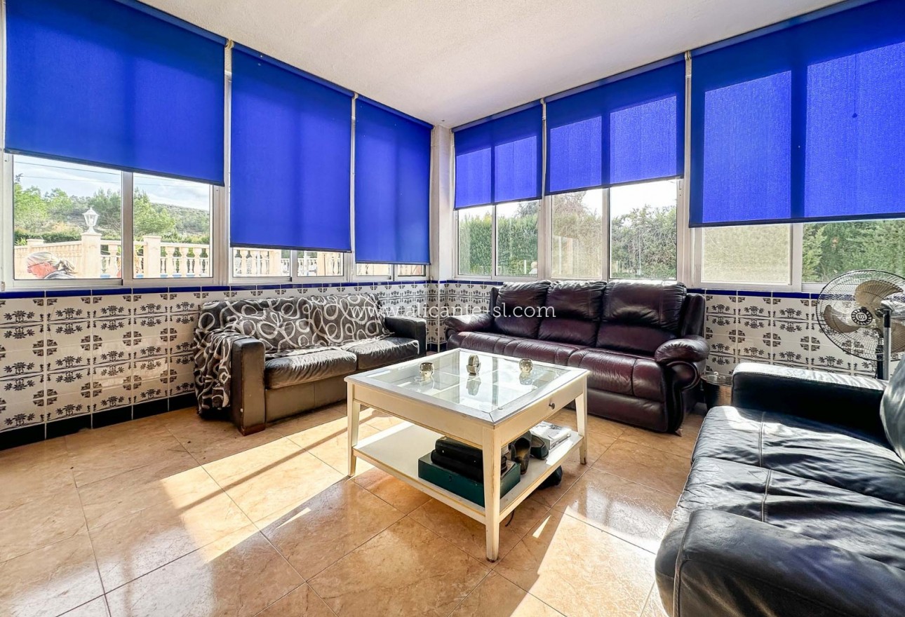 Sale - Finca - Hondón de las Nieves